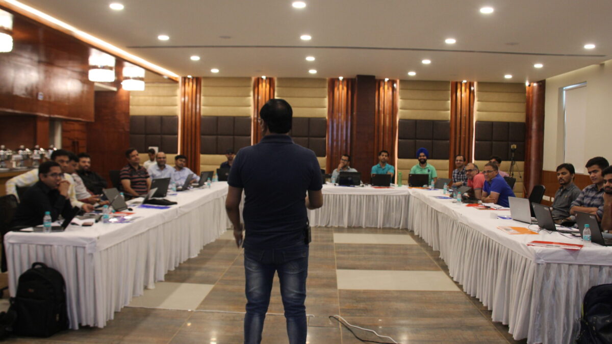 AWS workshop by Zareef Ahmed in Delhi